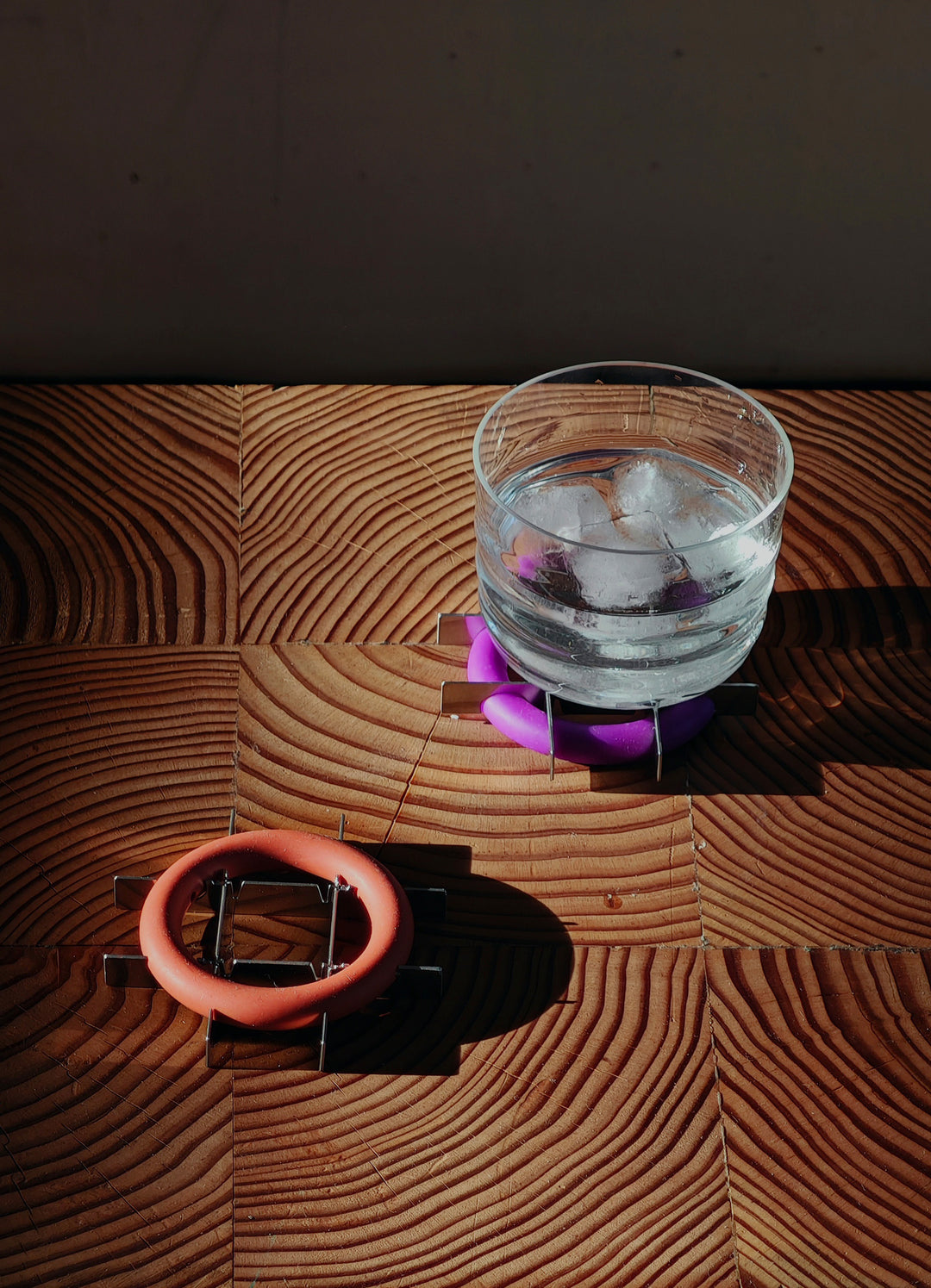 HOVER - 2 COASTERS - DUO