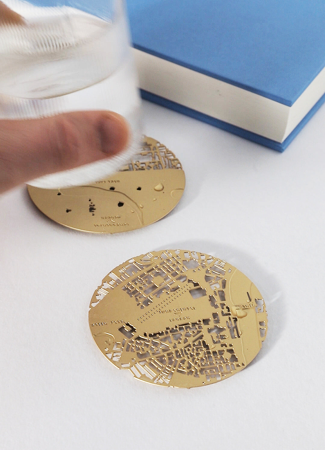 LONDON - 2 COASTERS