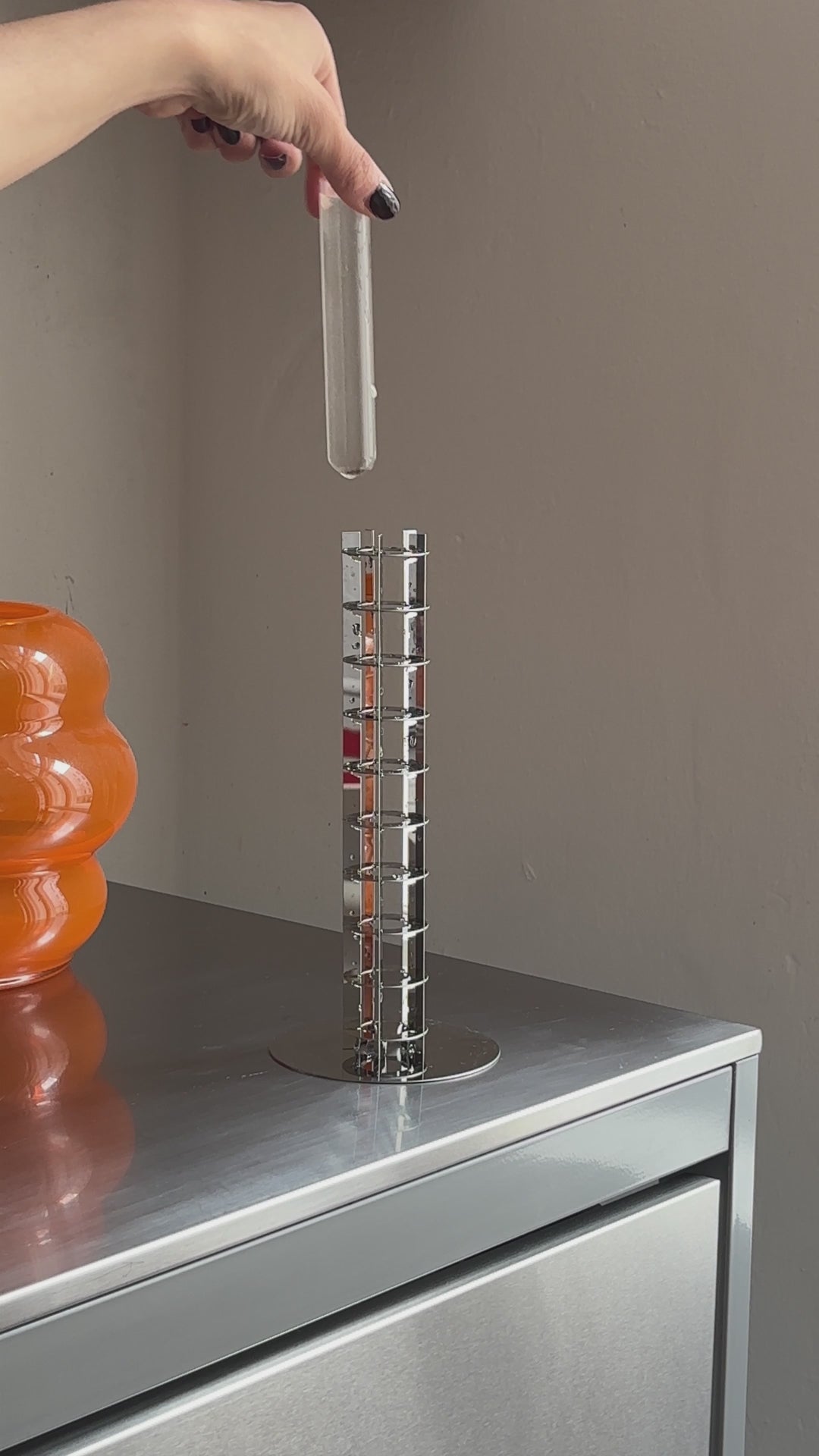 GRAVITY - BUD VASE